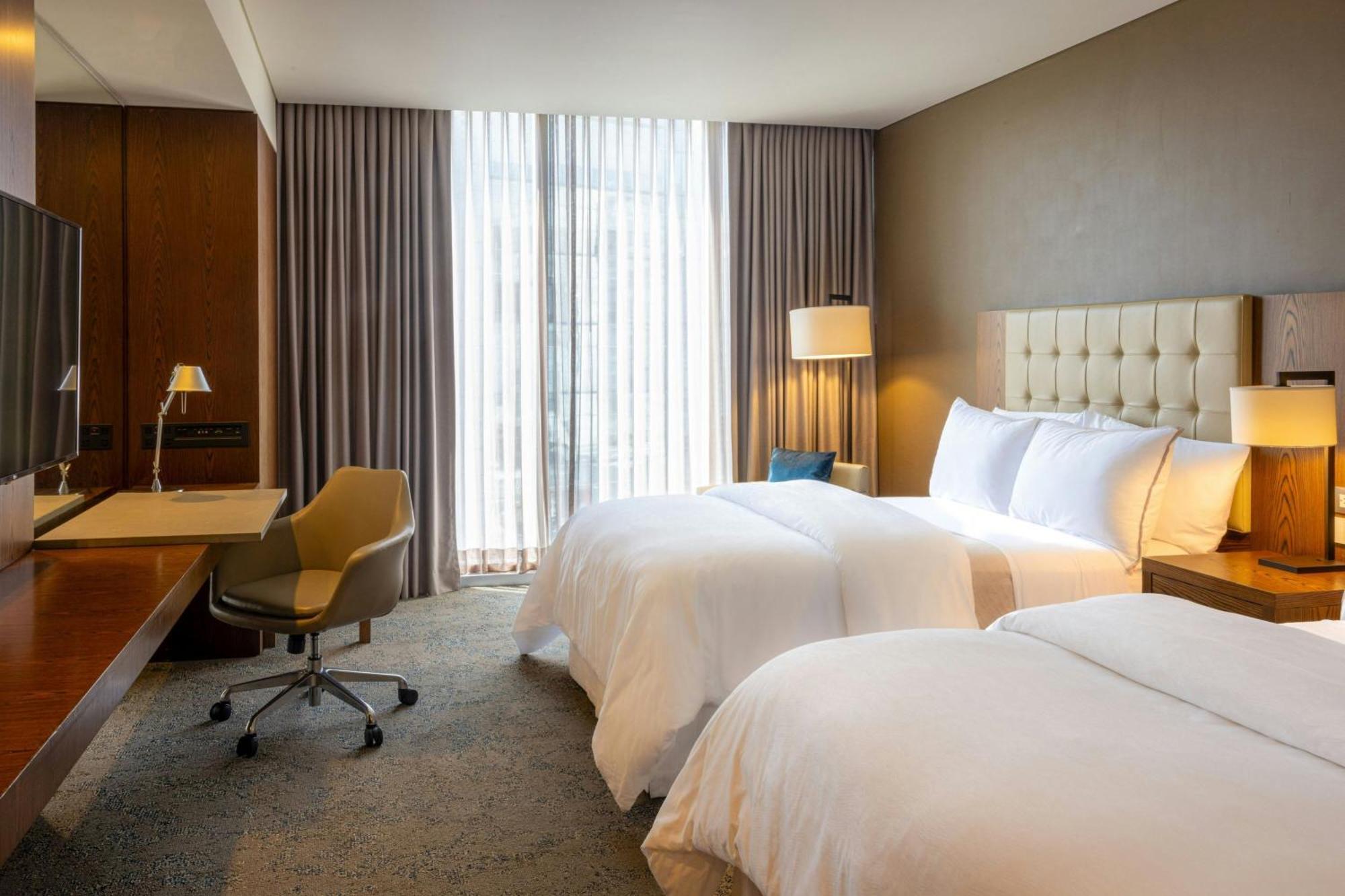 Guest room 2 Double City view