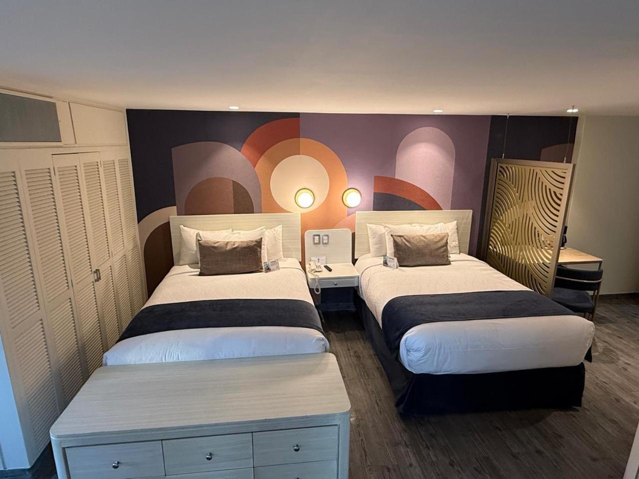 Standard Suite